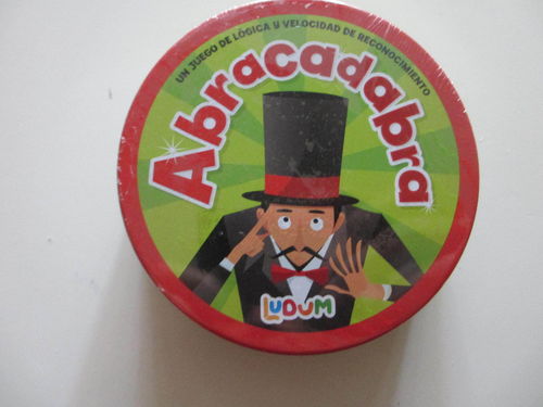 Abracadabra - Imagiland - Juego de cartas redondas: lógica, velocidad reconocimiento - Similar Dog