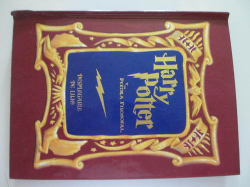 Libro desplegable de lujo. Harry potter y la piedra filosofal DESCATALOGADO